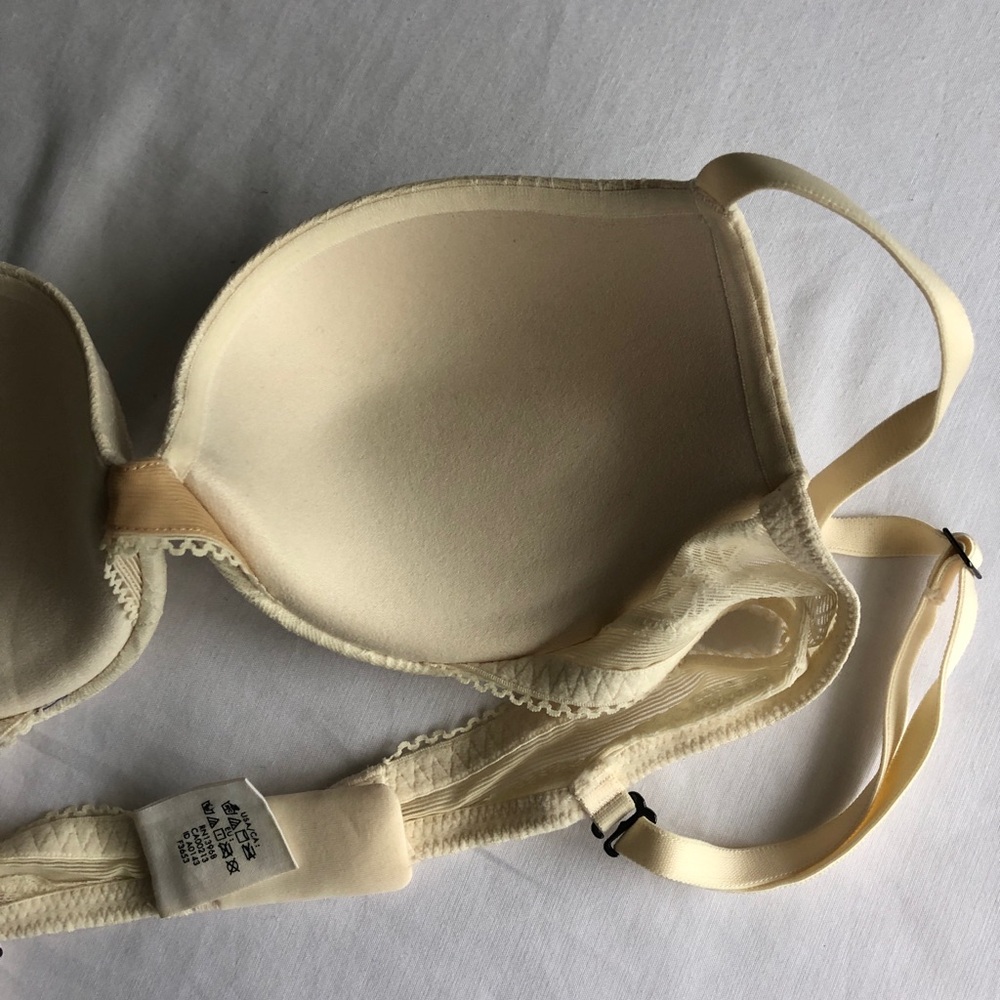 Calvin Klein Push-up Bra - Picture 6 of 10